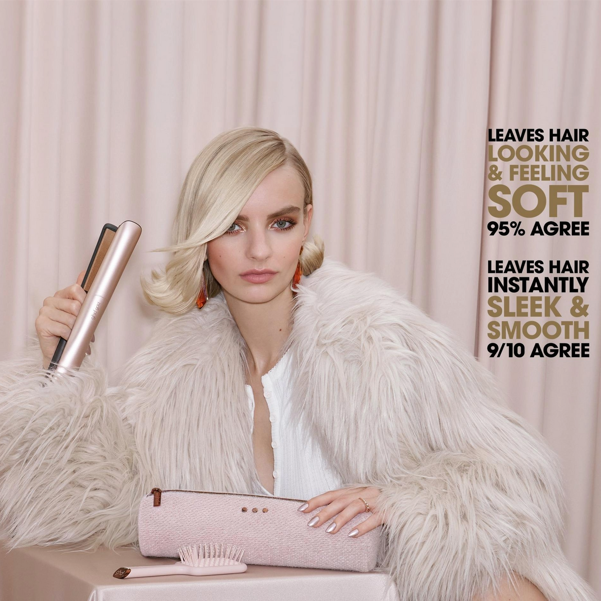 GHD Gold Hair Straightner Festive Gift Set In Cashmere Beige