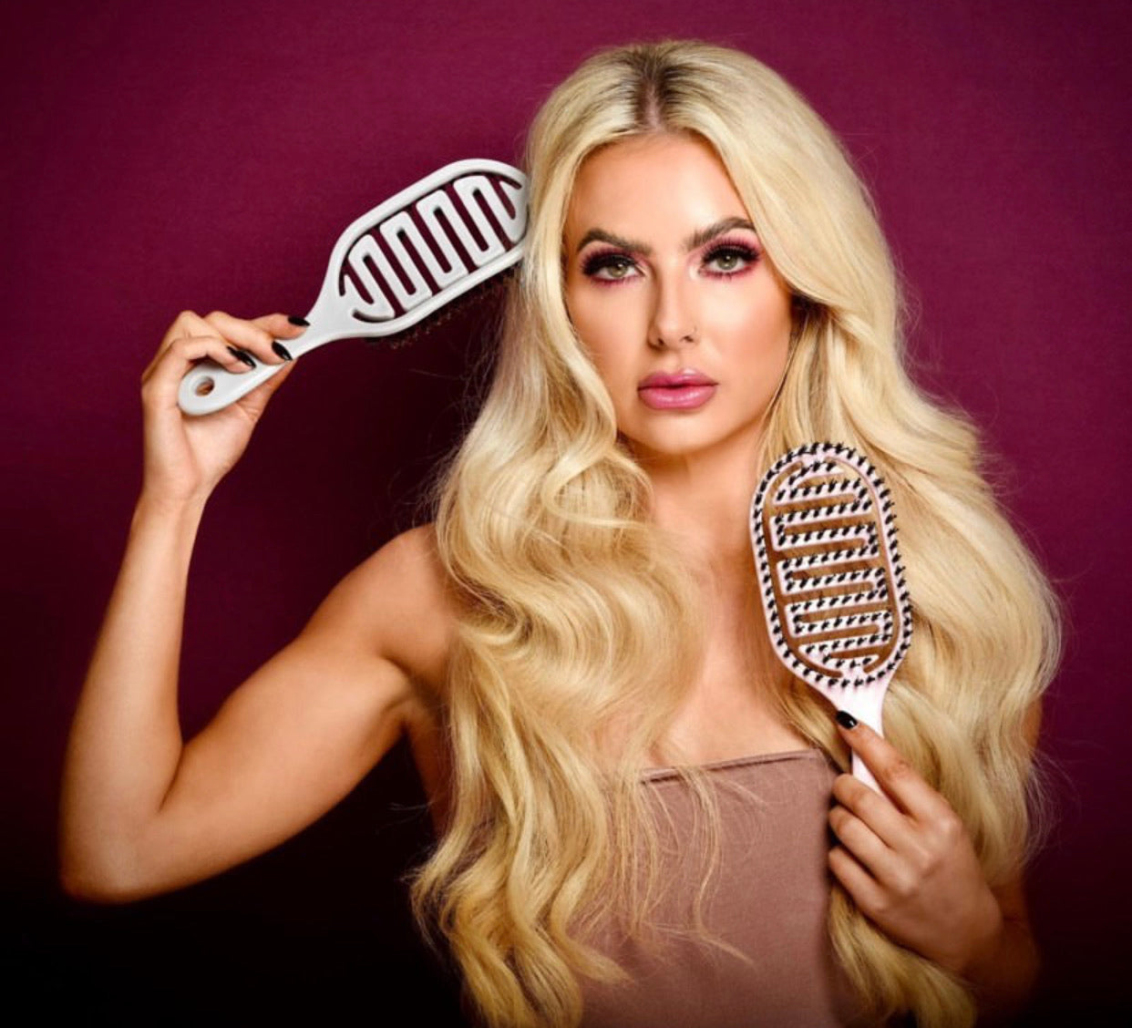 The knotty Brush And Comb